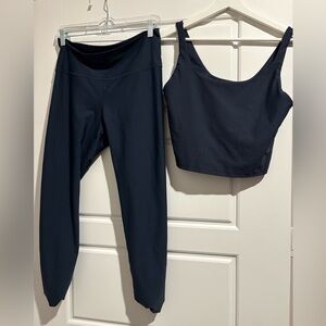 Old Navy Women’s Workout Set